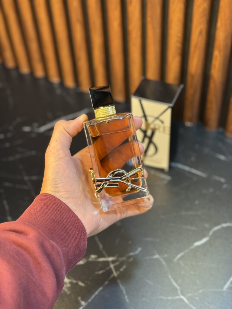 عطر ایو سن لوران لیبر اینتنس